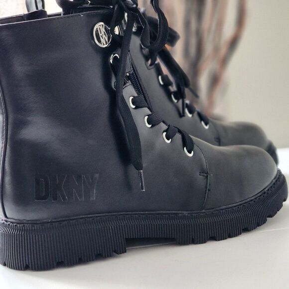 NEW! DKNY GIRLS BLACK BOOT LEATHER - Picture 2 of 11